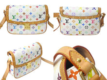 Load image into Gallery viewer, 美品 LOUISVUITTON ルイヴィトン ソローニュ ショルダーバッグ 村上隆 モノグラムマルチカラー M92661 ホワイト ゴールド 中古 4c068046