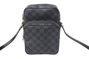 新品同様 LOUIS VUITTON ルイヴィトン レム ショルダーバッグ ダミエグラフィット N41446 斜め掛け ブラック 中古 4c068053