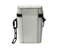 Load image into Gallery viewer, LOUIS VUITTON ルイヴィトン フォンボックス ショルダーバッグ M68791 エピ カーフ ホワイト ブラック 美品 中古 4b007376