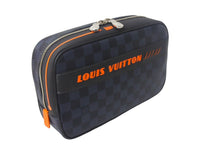 Load image into Gallery viewer, LOUIS VUITTON ルイヴィトン N60245 トゥルーストワレ GM ダミエコバルト クラッチバッグ ポーチ ネイビー ICチップ 中古 4c068266
