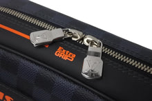 Load image into Gallery viewer, LOUIS VUITTON ルイヴィトン N60245 トゥルーストワレ GM ダミエコバルト クラッチバッグ ポーチ ネイビー ICチップ 中古 4c068266