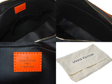 Load image into Gallery viewer, LOUIS VUITTON ルイヴィトン N60245 トゥルーストワレ GM ダミエコバルト クラッチバッグ ポーチ ネイビー ICチップ 中古 4c068266