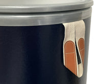 Load image into Gallery viewer, 極美品 HERMES エルメス サドルボックス セリエライン ラージサイズ ネイビー シルバー インテリア 収納 置物 中古 4c068267