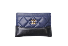 画像をギャラリービューアに読み込む, CHANEL シャネル ガブリエル カードケース ラムスキン カーフスキン キルティング ネイビー ブラック ゴールド金具 25番台 美品 中古 4c068268