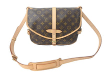 Load image into Gallery viewer, 極美品 LOUIS VUITTON ルイヴィトン ソミュール30 ショルダーバッグ ブラウン モノグラム ロゴ 斜めがけ M42256 中古 4c068315