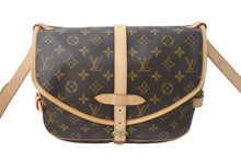 Load image into Gallery viewer, 極美品 LOUIS VUITTON ルイヴィトン ソミュール30 ショルダーバッグ ブラウン モノグラム ロゴ 斜めがけ M42256 中古 4c068315