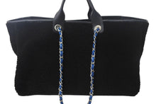 画像をギャラリービューアに読み込む, 極美品 CHANEL シャネル ドーヴィルGM 2WAY チェーントートバッグ 26番台 ボア カーフレザー ブラック ブルー ピンク 中古 4c068331