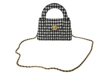 画像をギャラリービューアに読み込む, 極美品 CHANEL シャネル ミニハンドバッグ ショルダーバッグ 千鳥 ブラック/ホワイト ランダムシリアル AS4416 中古 4c068345