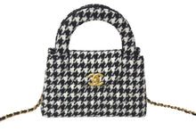 画像をギャラリービューアに読み込む, 極美品 CHANEL シャネル ミニハンドバッグ ショルダーバッグ 千鳥 ブラック/ホワイト ランダムシリアル AS4416 中古 4c068345