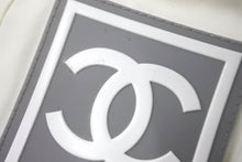 画像をギャラリービューアに読み込む, CHANEL シャネル スポーツライン ココマーク ニット帽 ジェニー愛用 ホワイト ベージュ サイズM 美品 中古 4c068370