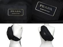 Load image into Gallery viewer, 極美品 PRADA プラダ ウエストバッグ ボディバッグ V210 トライアングルロゴ ブラック ナイロン シルバー金具 中古 4c068397