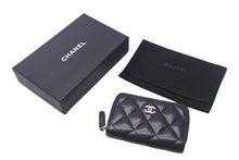 画像をギャラリービューアに読み込む, CHANEL シャネル コインケース マトラッセ クラシック ジップ コインパース ココマーク ラムスキン シルバー ブラック 美品 中古 4c068427