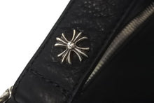 画像をギャラリービューアに読み込む, 新品未使用 CHROME HEARTS クロムハーツ チキンナゲットスモール ショルダーバッグ ダガー レザー シルバー925 ブラック 中古 4c068448