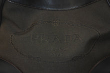 Load image into Gallery viewer, PRADA プラダ ロゴジャガード ハンドバッグ ワンショルダーバッグ レザー キャンバス ブラウン ブラック シルバー金具 美品 中古 4c068473