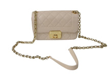 画像をギャラリービューアに読み込む, CHANEL シャネル マトラッセ ミニチェーンショルダーバッグ ココマーク 18番台 ラムスキン ピンク ゴールド金具 美品 中古 4c068480
