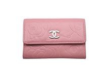 画像をギャラリービューアに読み込む, CHANEL シャネル カメリア カードケース 二つ折り財布 ラムスキン ピンク シルバー金具 A50088 14番台 美品 中古 4c068524