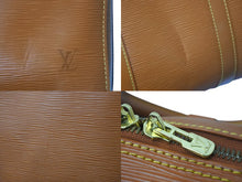 Load image into Gallery viewer, LOUIS VUITTON ルイヴィトン キーポル55 ボストンバッグ ジパングゴールド エピレザー M42958 ゴールド金具 美品 中古 4c068528