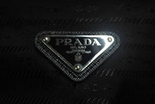 Load image into Gallery viewer, 極美品 PRADA プラダ 半袖シャツ SC620 S222 11FC 2022年 RE-NYLON リナイロン 総柄ロゴ サイズXXL ブラック 中古 4c068562