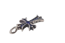 画像をギャラリービューアに読み込む, ChromeHearts クロムハーツ ネックレストップ タイニーファットクロス 2000 925 サファイア 6.051g シルバー ブルー 美品 中古 4c068622