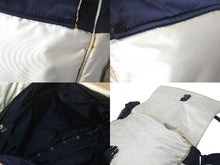 Load image into Gallery viewer, CHANEL シャネル ショルダーバッグ スポーツライン 11番台 ココマーク スターモチーフ ネイビー アイボリー ナイロン シルバー金具 良品 中古 4c068744