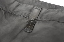 Load image into Gallery viewer, HIGH ハイ カーゴパンツ ボトムス イタリア製 コットン エラスタン サイズUSA6 グレー シルバー金具 美品 中古 4c068748