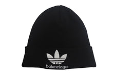 Load image into Gallery viewer, 極美品 BALENCIAGA × ADIDAS バレンシアガ × アディダス ビーニー ニットキャップ 724009 サイズ2 ブラック ホワイト アクリル 中古 4c068949