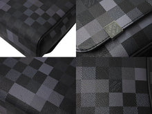 Load image into Gallery viewer, LOUIS VUITTON ルイヴィトン ディストリクトPM ショルダーバッグ N40072 ダミエグラフィット ピクセル PVC レザー シルバー金具 美品 中古 4c068953