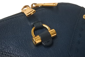 Yves Saint Laurent イブサンローラン ミニミューズ 2WAYチェーンショルダーバッグ レザー ブルー ゴールド金具 美品 中古 4c069008