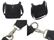 Load image into Gallery viewer, HERMES エルメス エヴリン1PM ショルダーバッグ ブラック トワルアッシュ ヴォースイフト ☐H刻印 シルバー金具 美品 中古 4c069015