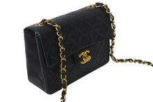 Load image into Gallery viewer, CHANEL シャネル ミニマトラッセ ショルダーバッグ ココマーク 4番台 ラムスキン ブラック ゴールド金具 美品 中古 4c069028