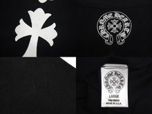 Load image into Gallery viewer, CHROME HEARTS クロムハーツ セメタリ― クロス プリント 半袖Ｔシャツ ブラック コットン サイズL 美品 中古 4c069091