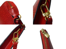 画像をギャラリービューアに読み込む, 極美品 LOUIS VUITTON ルイヴィトン ポシェットアクセソワール エピレザー M52947 レッド ゴールド金具 中古 4c069181