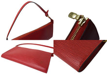 画像をギャラリービューアに読み込む, 極美品 LOUIS VUITTON ルイヴィトン ポシェットアクセソワール エピレザー M52947 レッド ゴールド金具 中古 4c069181
