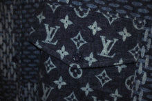 Load image into Gallery viewer, 極美品 LOUIS VUITTON ルイヴィトン NIGO モノグラムウェーブジャイアント ダミエフランネル長袖シャツ RM202M VJI HJS02W サイズXL 中古 4c069204