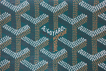 画像をギャラリービューアに読み込む, 新品未使用 GOYARD ゴヤール プリュメ ポーチウォレット ショルダーバッグ グリーン PVC レザー シルバー金具 中古 4c069233