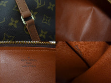 画像をギャラリービューアに読み込む, LOUIS VUITTON ルイヴィトン パピヨンGM 横幅30cm ハンドバッグ M51365 モノグラム 筒型 旧型 ゴールド金具 美品 中古 4c069285