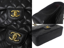 画像をギャラリービューアに読み込む, CHANEL シャネル デカマトラッセ 30cm Wフラップ Wチェーンショルダーバッグ 14番台 キャビアスキン ブラック ゴールド金具 美品 中古 4c069286