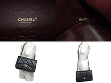 画像をギャラリービューアに読み込む, CHANEL シャネル デカマトラッセ 30cm Wフラップ Wチェーンショルダーバッグ 14番台 キャビアスキン ブラック ゴールド金具 美品 中古 4c069286