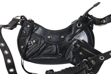 Load image into Gallery viewer, BALENCIAGA バレンシアガ LE CAGOLE ルカゴール XS ワンショルダーバッグ 671309 ブラック 美品 中古 4c069300