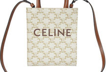 Load image into Gallery viewer, CELINE セリーヌ 2WAYショルダーバッグ ミニバーティカルカバ トリオンフ 194372BZK.04LU ホワイト ゴールド金具 美品 中古 4c069304