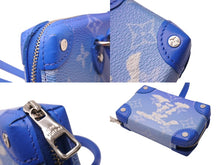 画像をギャラリービューアに読み込む, 極美品 LOUIS VUITTON ルイヴィトン ソフトトランクネックレスウォレット ショルダーバッグ モノグラムクラウズ PVC ブルー ホワイト 中古 4c069402