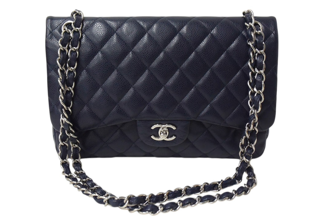 極美品 CHANEL シャネル Wフラップ マトラッセ30 チェーンショルダーバッグ 19番台 キャビアスキン ネイビー ゴールド金具 中古 4c069406