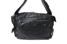 Load image into Gallery viewer, 極美品 BALENCIAGA バレンシアガ SUPER BUSY ラージ スリングバッグ ブラック 702168210C81000 中古 4c069418