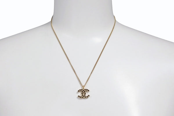 極美品 CHANEL シャネル ココマーク ブラック ラインストーン ネックレス 7g 01A メタル ゴールド ロゴ アクセサリー 中古 4c069442