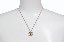 画像をギャラリービューアに読み込む, 極美品 CHANEL シャネル ココマーク ブラック ラインストーン ネックレス 7g 01A メタル ゴールド ロゴ アクセサリー 中古 4c069442