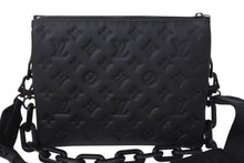 Load image into Gallery viewer, 新品未使用 LOUIS VUITTON ルイヴィトン クッサン PM ショルダーバッグ M11370 モノグラム ブラックアウト ブラック ラムスキン 中古 4c069482