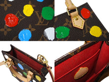 Load image into Gallery viewer, 極美品 LOUIS VUITTON ルイヴィトン プティット サックプラ ハンドバッグ M81867 草間彌生 23SS PVC 2WAY レザー ゴールド金具 中古 4c069543