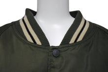 画像をギャラリービューアに読み込む, SEAN JOHN ショーンジョン スタジャン サイズXXL カーキ コットン ナイロン ラグラン ロゴ 刺繍 美品 中古 4c069665