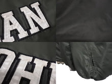 画像をギャラリービューアに読み込む, SEAN JOHN ショーンジョン スタジャン サイズXXL カーキ コットン ナイロン ラグラン ロゴ 刺繍 美品 中古 4c069665