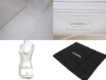 画像をギャラリービューアに読み込む, 極美品 CHANEL シャネル ビジネスアフィニティ マトラッセ トップハンドル チェーンショルダーバッグ キャビアスキン 中古 4c069746